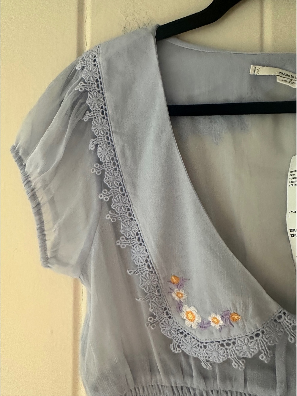 Kimchi Blue Frenchie Sheer Crop Blouse Embroidered Lace Collar NWT Size Large - Picture 2 of 9